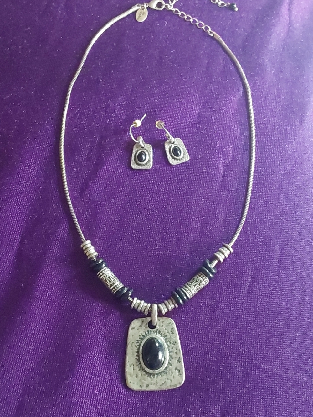 Lia Sophia Silver-Tone Necklace with Black Stone Pendant and Earrings